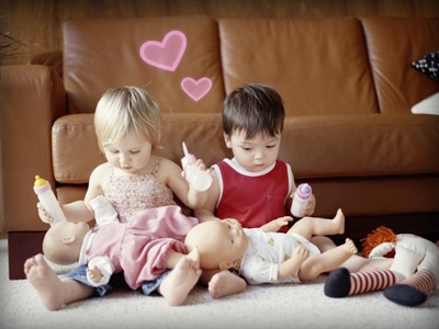 Đồ chơi búp bê cho bé gái