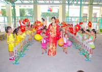 Chuẩn bị gì cho bé ngày đầu tiên đi học mẫu giáo?